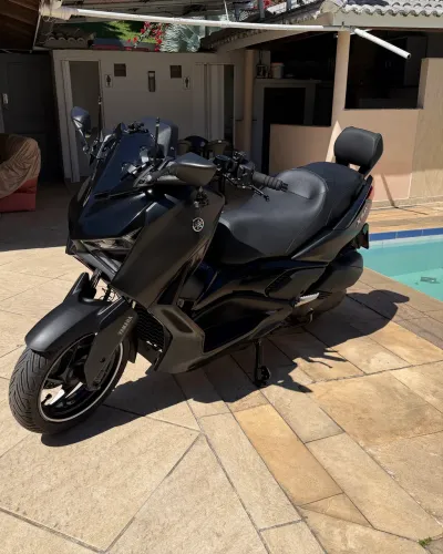 Yamaha XMAX 250 Connected ABS