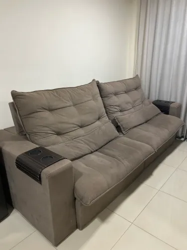 Sofá retrátil