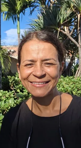 Enfermeira e Técnica de Enfermagem | Cuidadora de Idosos