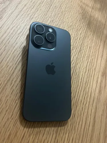 iPhone 15 pro 256g