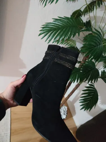 Bota de cano médio 
