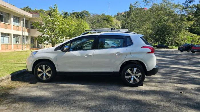 Imagem de Peugeot 2008 Griffe 1.6 Flex 16V 5P Aut. 2016