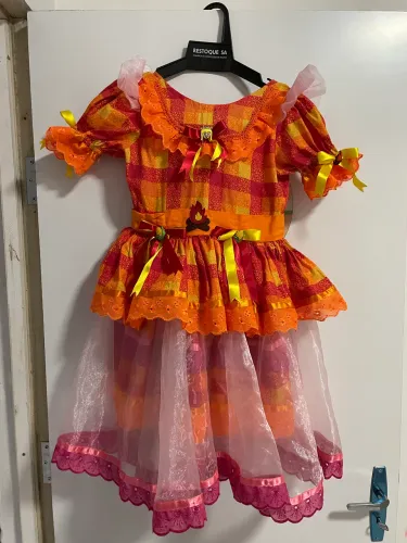 Vestido Junino infantil 2-4 anos - 70cm altura e 65cm largura