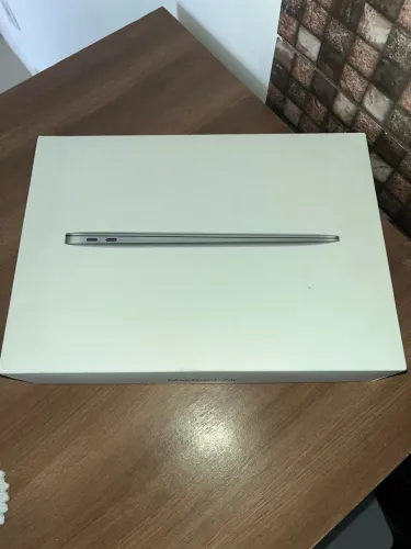 Caixa MACBOOK M1 2020