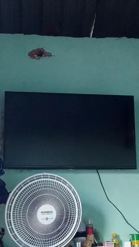 Vendo essa televisão de 40 polegadas