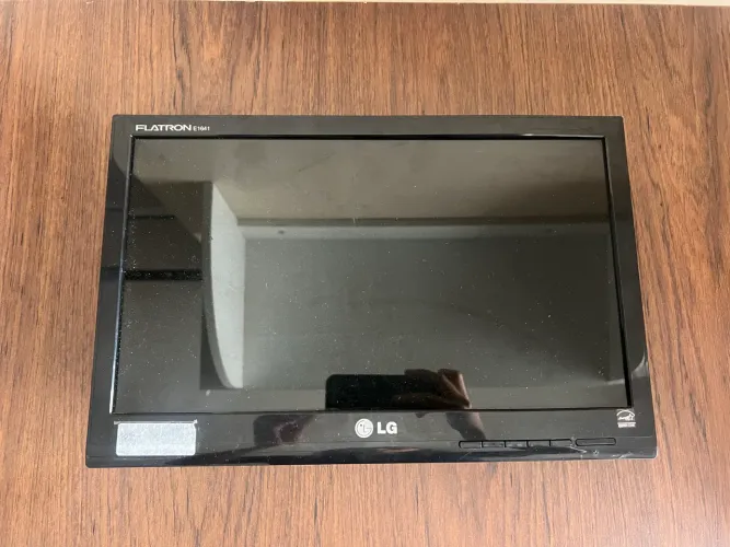 Monitor LG 15,5 Flatron