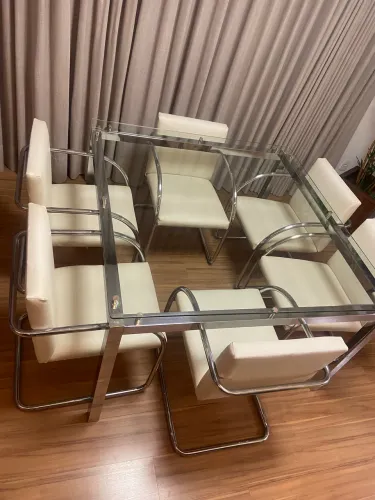 Mesa de vidro quadrada 1,30x1,30