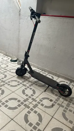 Vende-se patinete elétrico