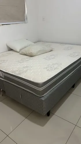 Cama usaflex Queen