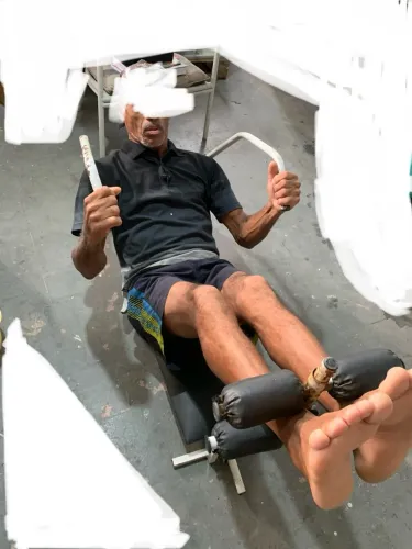 Aparelho de ginástica 3 em 1 . Abdômen, pernas , aeróbica,,,Só R$70,00