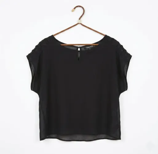 Blusa preta de tule - Forever 21