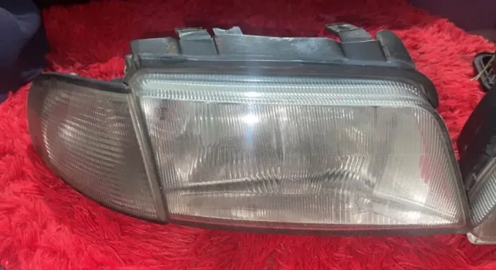 Farol o audi a4 / a3 original valeo
