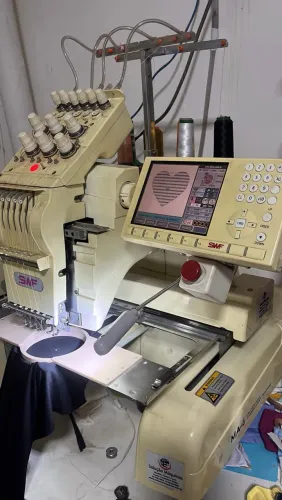 Vendo Máquina SWF de 1 cabeça modelo MA6