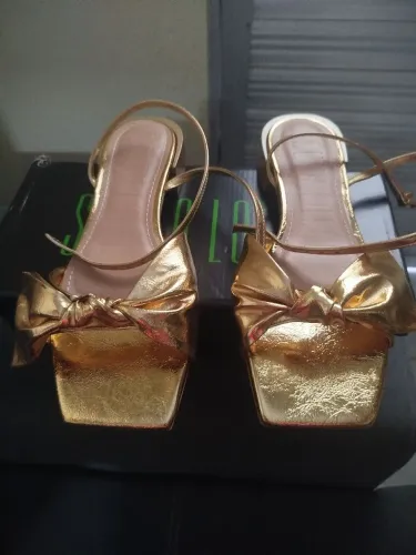 Sandália Santa Lolla