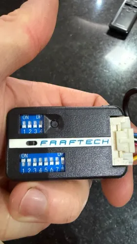 Interface Comando de Volante Universal Faaftech FT-SW-WI