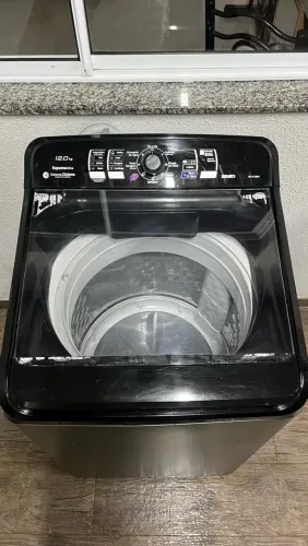 Maquina de lavar panasonic + tanque de lavar roupa 