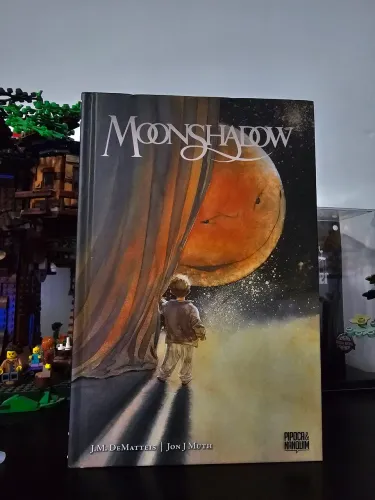HQ Moonshadow
