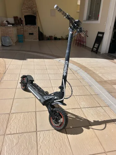 Patinete eletrônico KCHQ