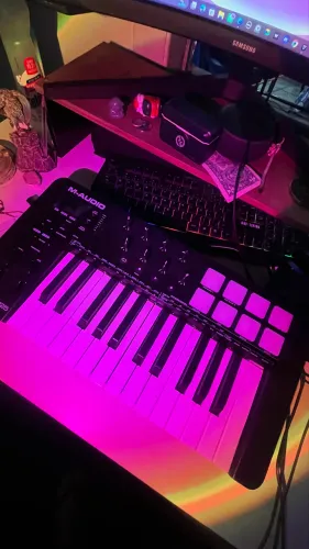 Teclado controlador M- áudio 25 teclas oxygen 25