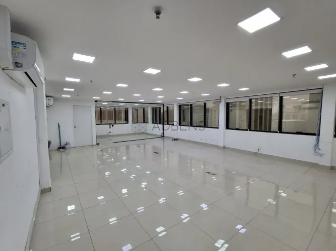 Conjunto para locação na Vila Mariana, 100 m², 2 vagas, Metrô Ana Rosa, São Paulo, SP