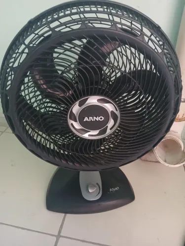 Ventilador arno turbo 40cm funcionado perfeitamente preço pra vender logo