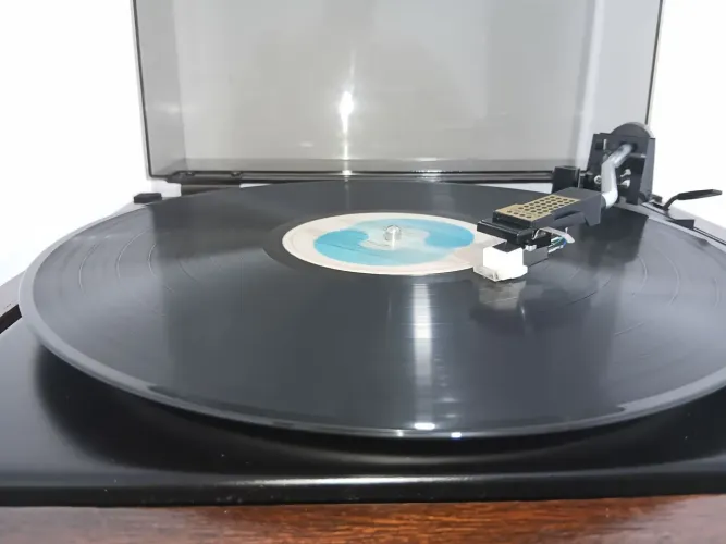 Prato toca disco garrard gradiente s95