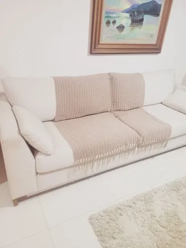 Vende sofá de 3 lugares, tamanho 2,5m