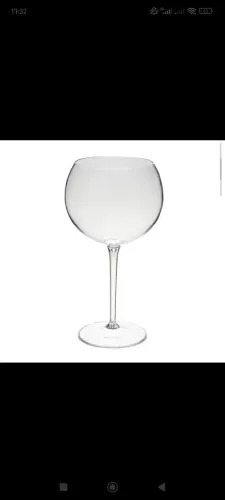 Taça De Gin Curves 600ml  Acrílico Alto Padrão (TRANSPARENTE)  Tenho 100 taças novas  6,50