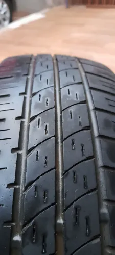 Pneu aro 15