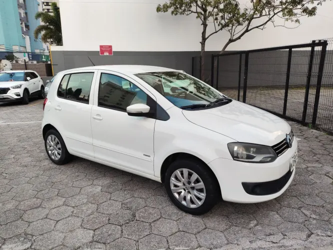 Volkswagen Fox 1.6 MI I Motion Total Flex 8V 5P 2012