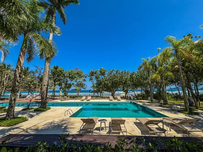 Casa de Condomínio - Praia da Baleia