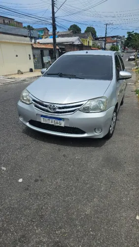Toyota Etios X 1.3 Flex 16V 5P Mec. 2015