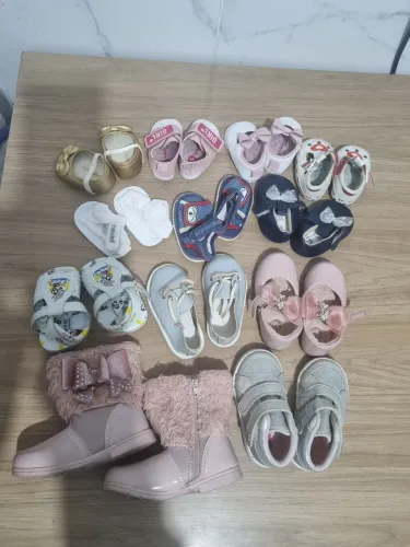 Lote peças de bebê 0 a 12 meses