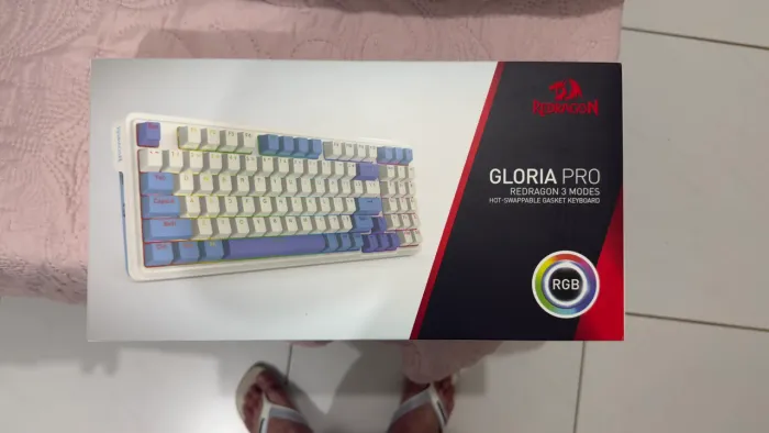 Teclado Sem Fio Mecânico Gamer Redragon Gloria Pro, Switch Marrom, USB e Bluetooth, ABNT2