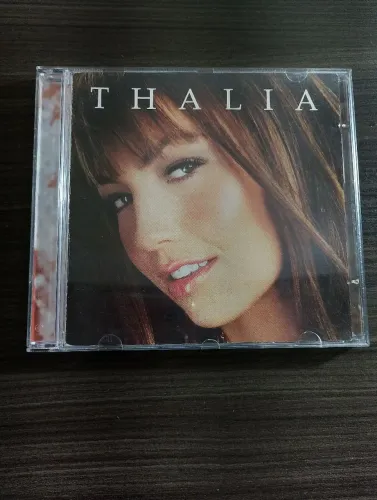 CD Thalia 2002 BR c/ Riscos veja foto
