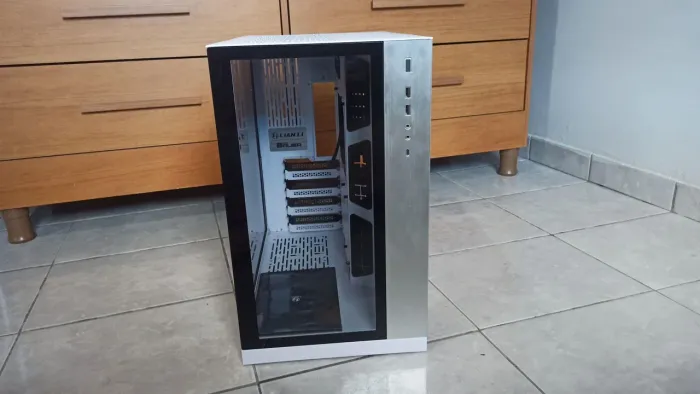 Gabinete Lian Li O11 Dynamic Branco Lateral/Frontal Vidro, O11-Dynamic-Branco