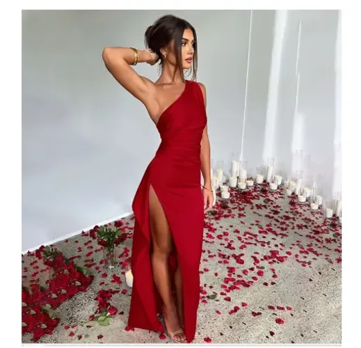 vestido longo de um ombro só com fenda vermelho festa sexy Tam P