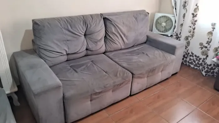 Sofá retrátil e reclinável