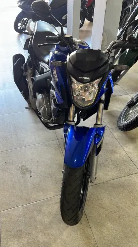 Honda CB Twister 2021 shalom veículos