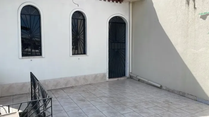 Alugo Casa no Bairro Santo Antônio