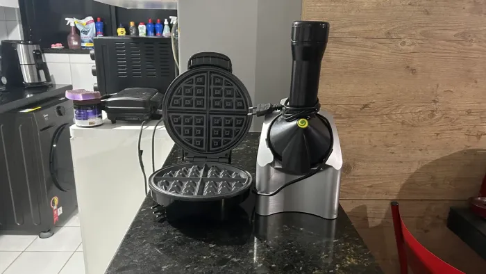 Maquina de waffles e de sorvete