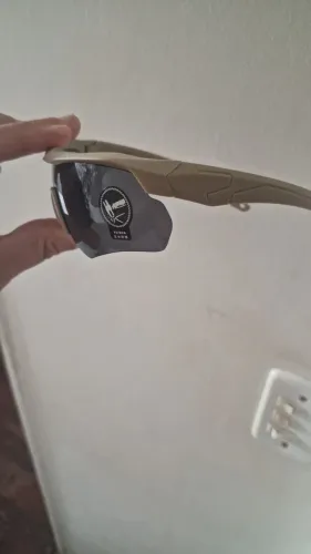 Vendo Óculos super resistente pra ciclismo o dia a dia . 