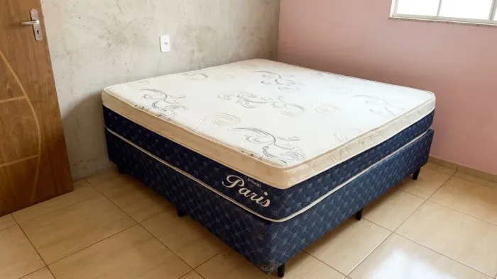 Cama Box Casal, Completa Com Colchão - Marca Paris