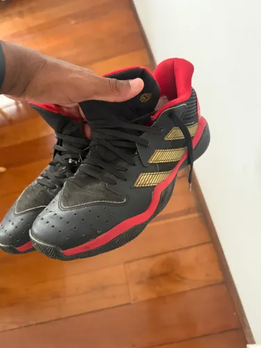 Vendo tênis de basquete James Harden