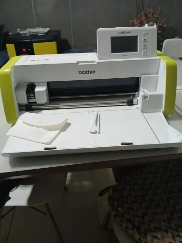 Maquina para recorte Plotter ScanCurt SD85
