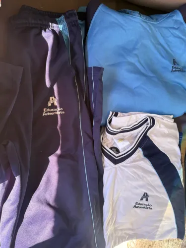 Uniforme Adventista tamanho G ensino médio 