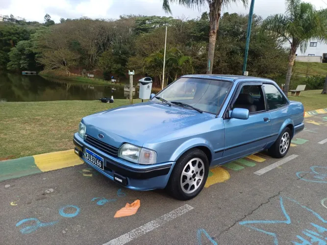 Ford Verona LX 1.6 (modelo Antigo) 1992