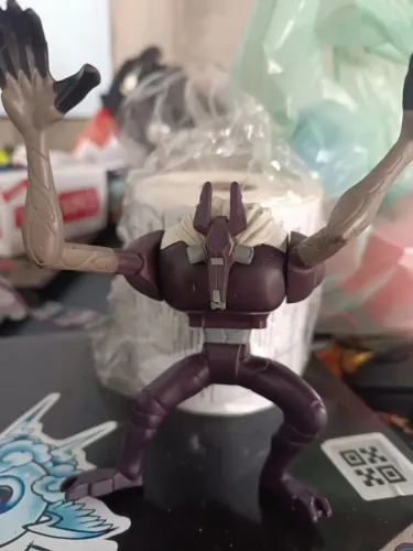 boneco mcdonald's biolobo mutante rex