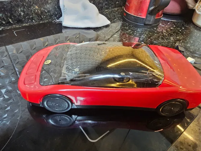 Ferrari Kinyo rebobinadora de fitas Vhs pra decoração nao está ligando