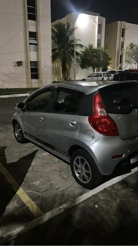 Fiat Uno Vivace/rua 1.0 EVO Fire Flex 8V 5P 2012